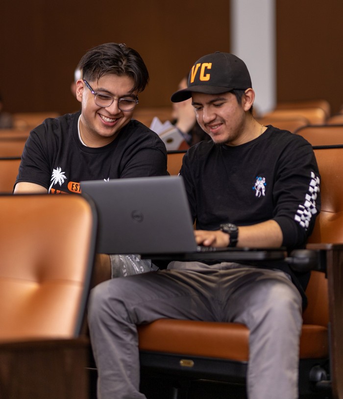 Ventura College Foundation is now accepting scholarship