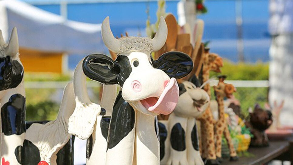 Porcelain/Ceramic Animal Statues