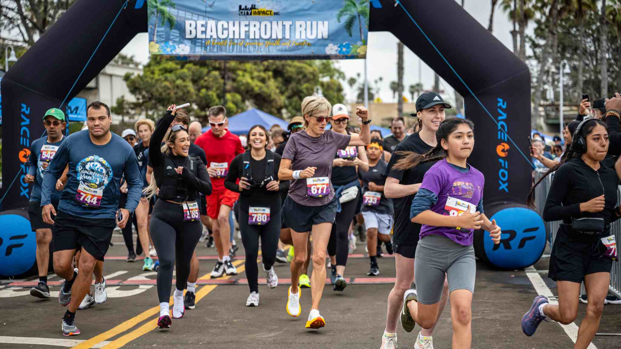 Marathon runners at City Impact Beachfront Run
