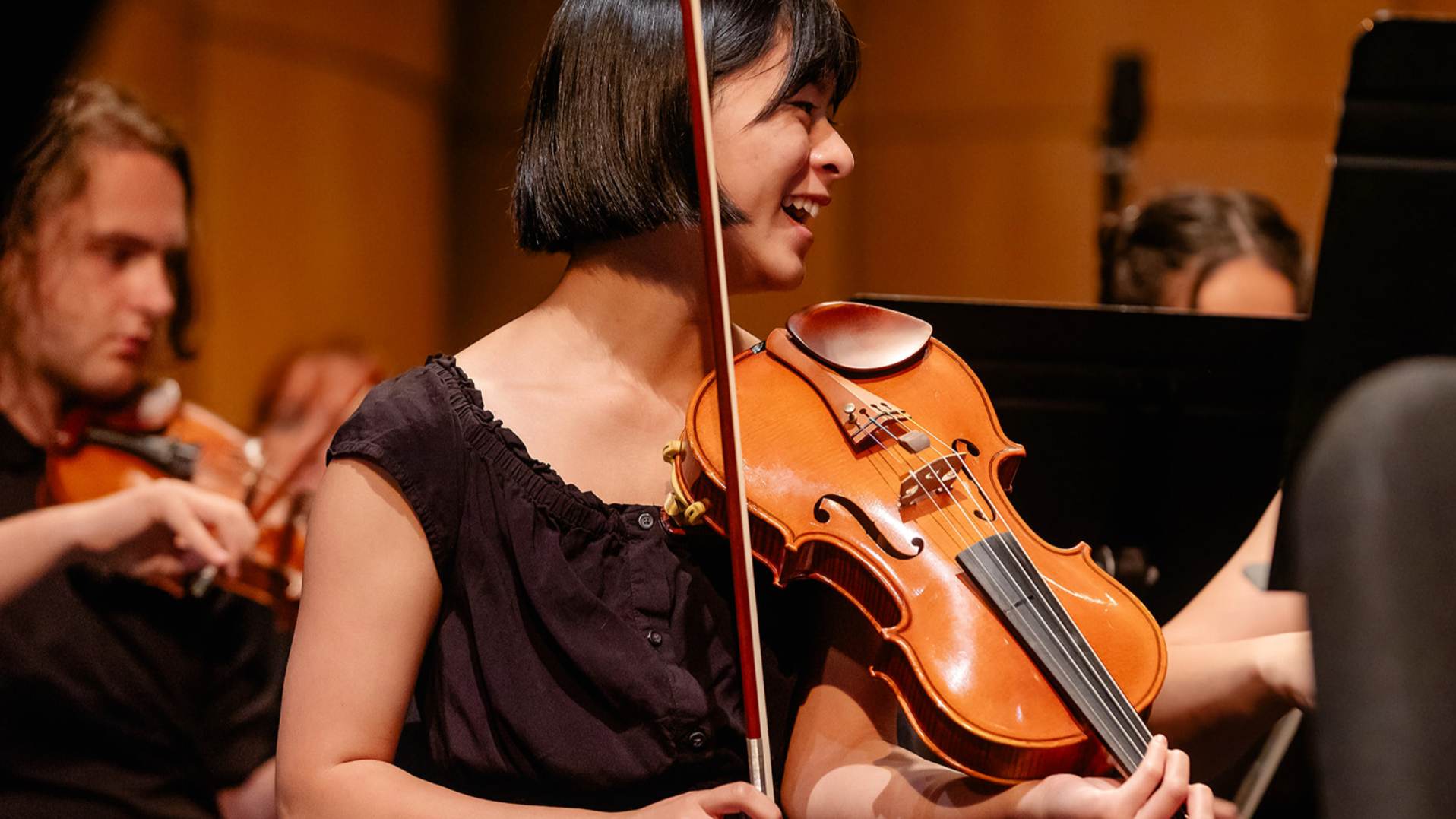 Girl playing violin