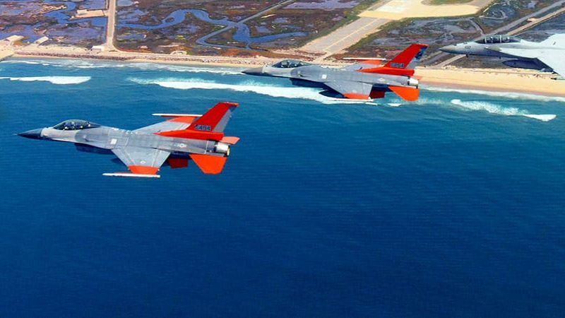 picture of three jets
